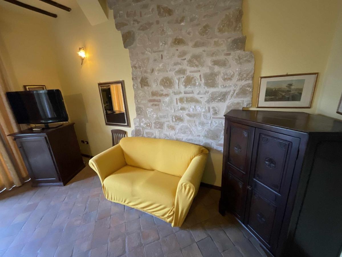 Aparthotel Residenza Collefiorito Todi Pokoj fotografie